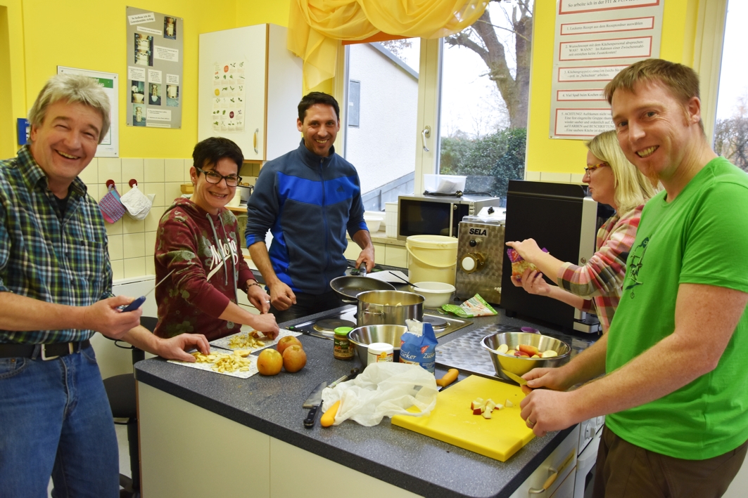 schullandheimrappershausen_lehrerfortbildung__kochen_presse